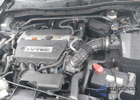 2009 Honda Accord 2.4 Ex-L from USA, damaged, VIN 1HGCP26829A122045